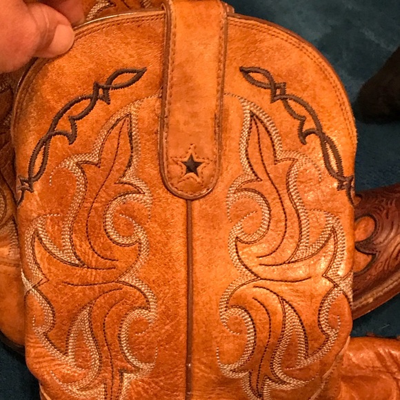 Tony Lama pointed toe boots size 8 1/2 B - Picture 2 of 6